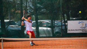 viola tennis resta in testa alla classifica